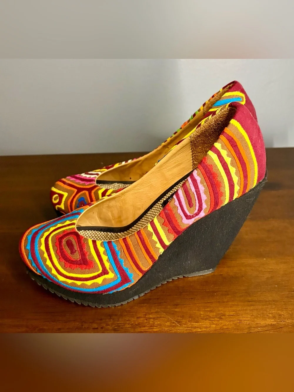 Handmade Guatemalan Textile Wedge Heels Multicolor Boho Geometric Pattern - sz 6